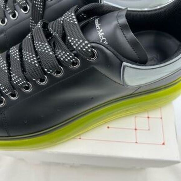 Men's Alexander, McQueen oversized leather sneakers with neon green sole size 43 - Picture 8 of 10
